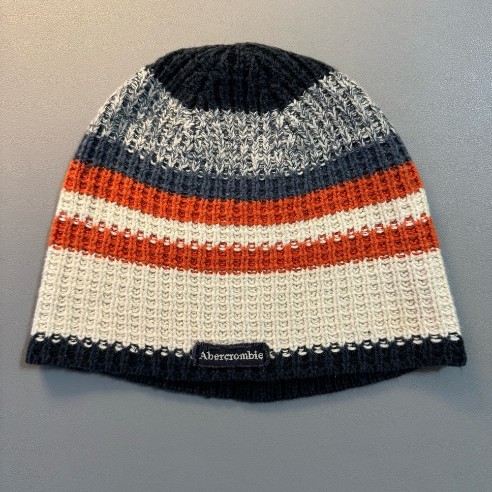 vintage Abercrombie and Fitch knitted skully beanie